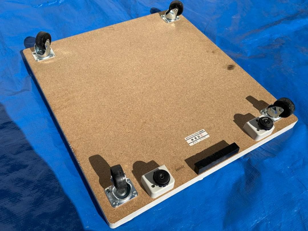 Canon A3カラーレーザープリンター LBP841C 給紙4段＋台車付 - メルカリ