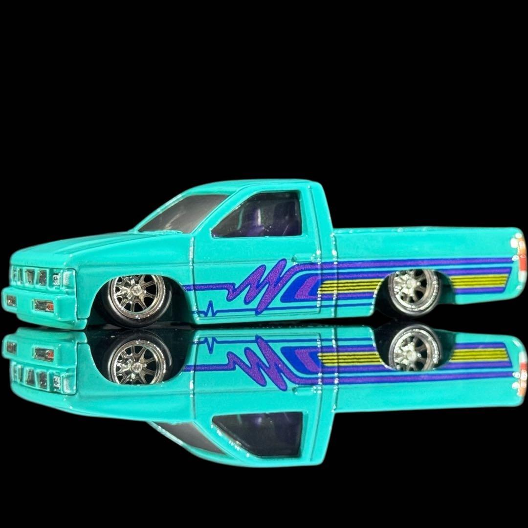 ホットウィール《 ハードボディ D21 *ダットラ トラッキン