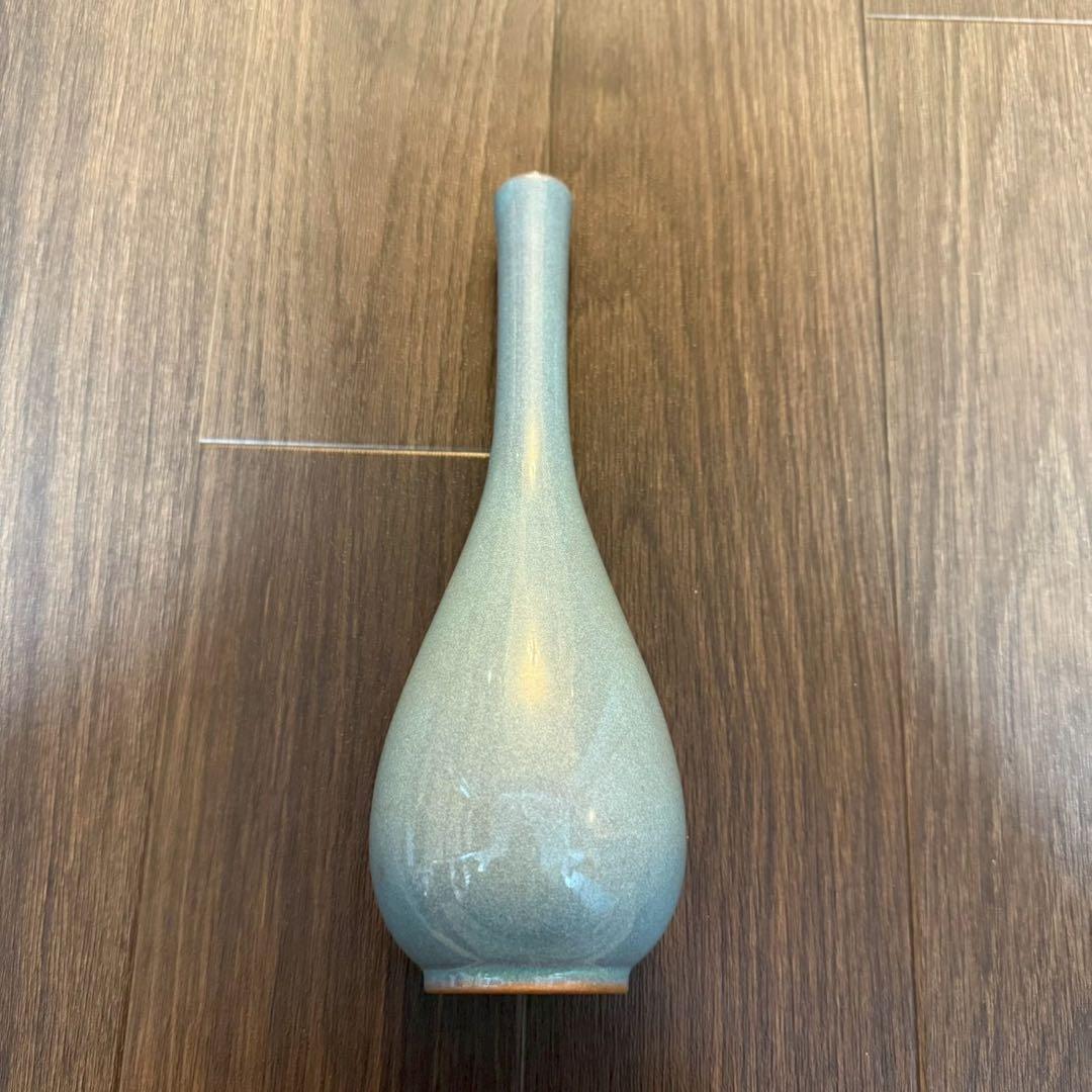 京焼・清水焼】澤村陶哉 青磁 鶴首花瓶 花器 菊紋 陶哉 骨董 - メルカリ