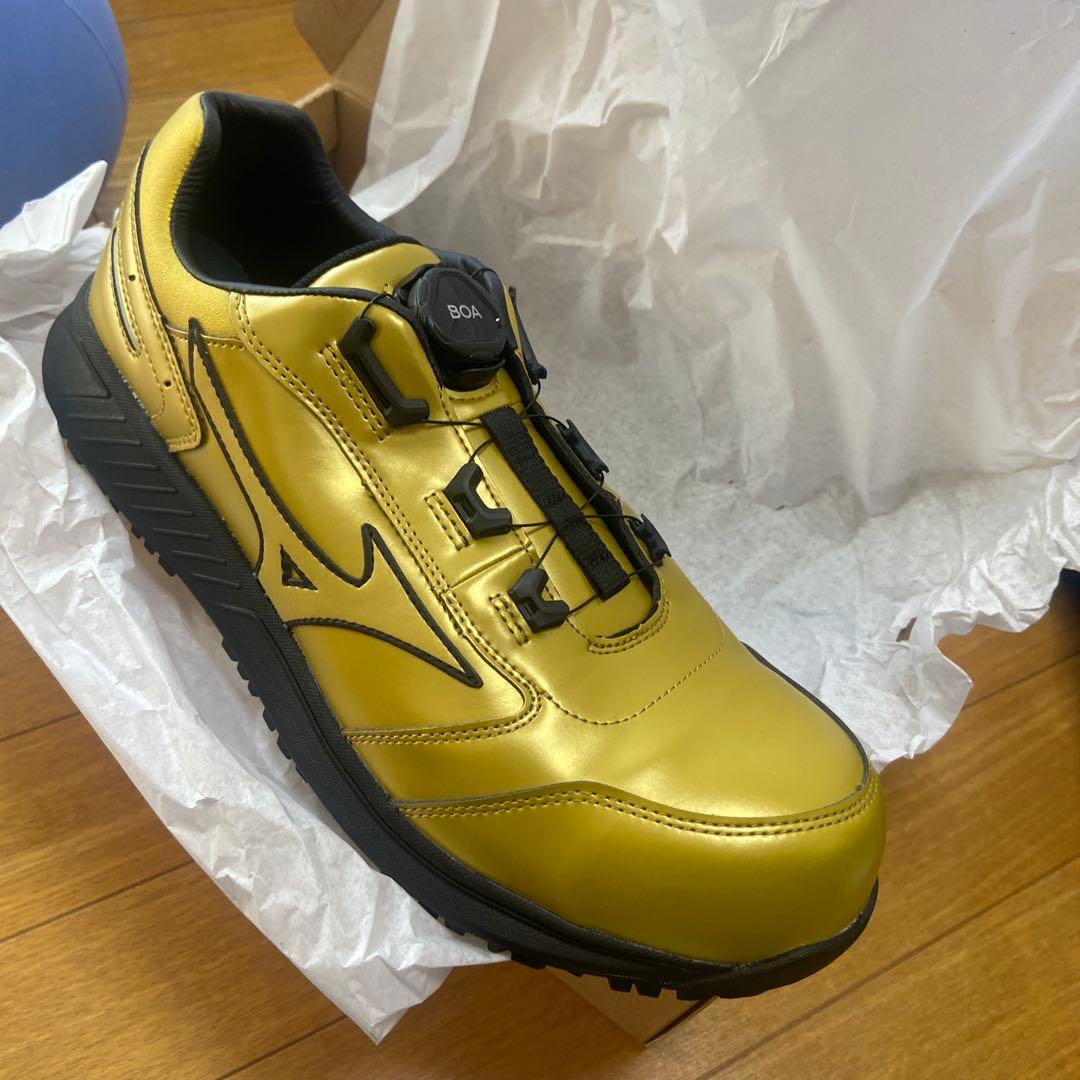 ミズノ オールマイティSU 51L BOA 27.5cm ゴールド×ブラック