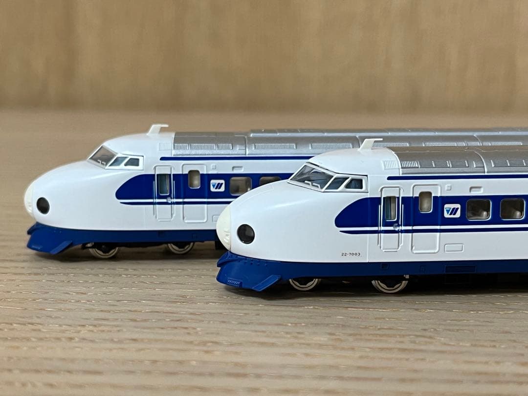 TOMIX JR 0 7000系山陽新幹線（ウエストひかり）基本6両セット - メルカリ
