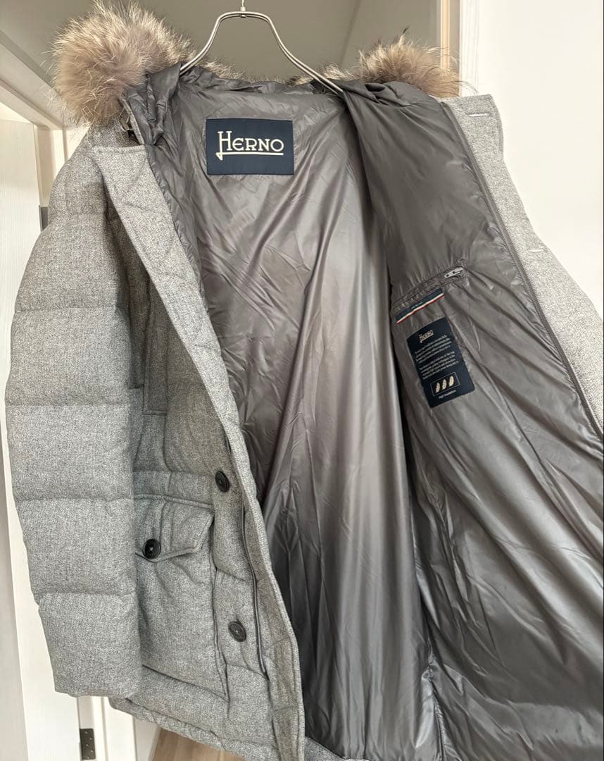 定価37.8万 ヘルノ×ロロピアーナ 最高級カシミヤシルク フーデッド