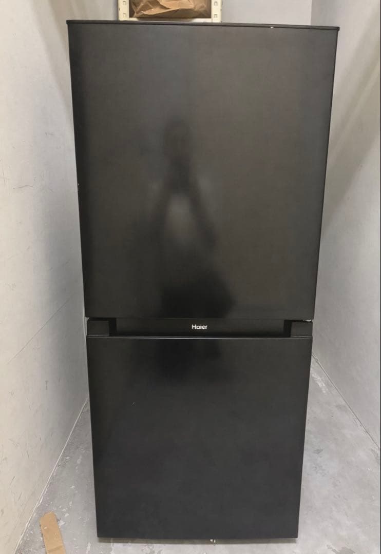 ⭐︎引取2023年ハイアールHaier冷蔵庫 2ドア 右開き 121L美品