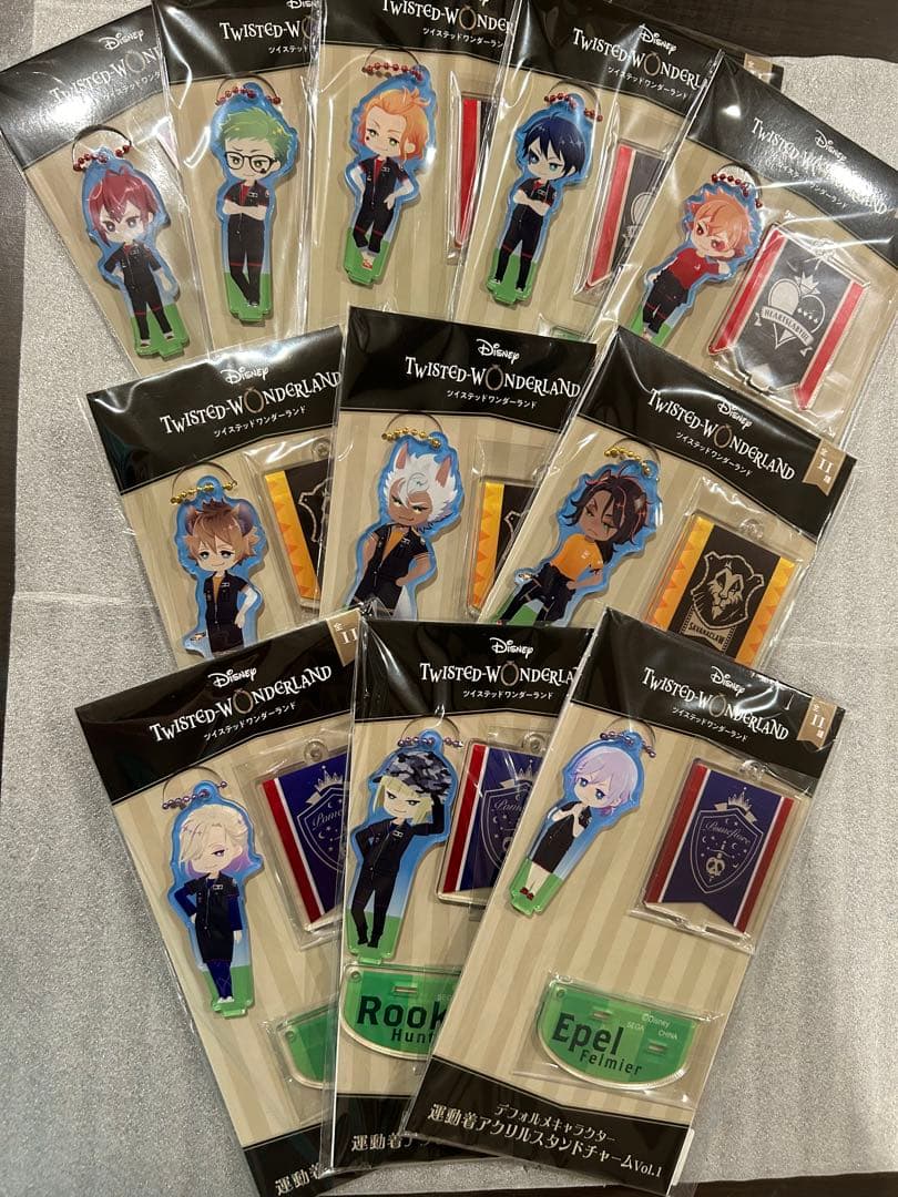 ツイステ　アクリルスタンドチャーム ツイステッドワンダーランド (ツイステ) アクリルチャーム 予約受付中!