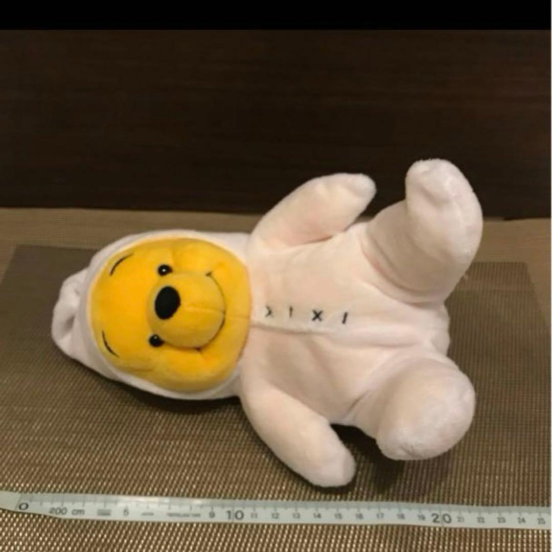 中古《プーさん ぬいぐるみ》くまのプーさん☆ディズニー ストアー 限定