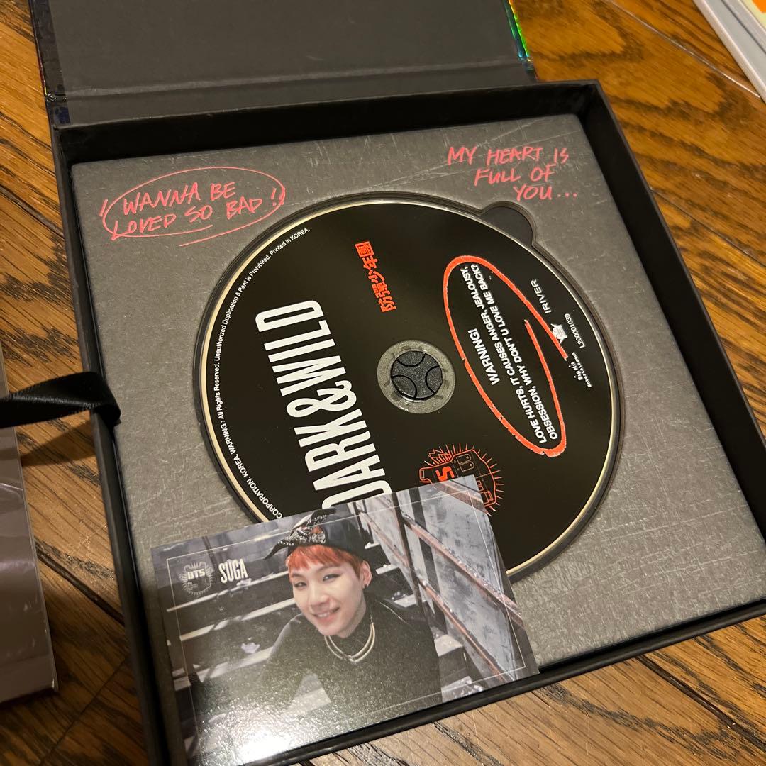 BTS DARK & WILD CD フォトカード付き - メルカリ