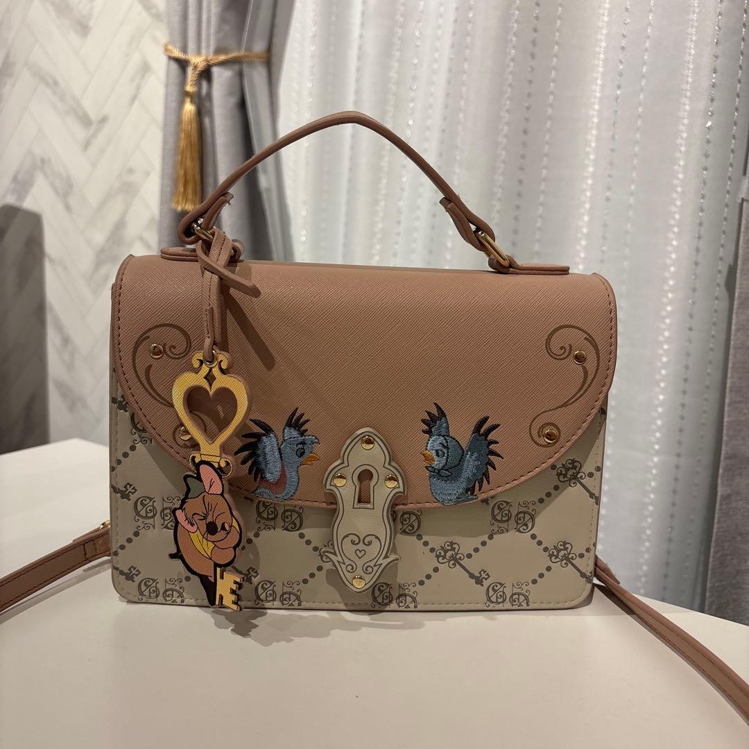 か*す様 Disney ディズニー　ダニエルニコラ　シンデレラ　ガス ショルダー DANIELLE NICOLE - ダニエルニコル フランダーの通販 by ねらん's shop