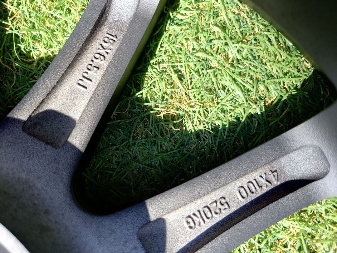 送料込み スポーツテクニック 4H-100 15インチ 6.5J +38 軽カー