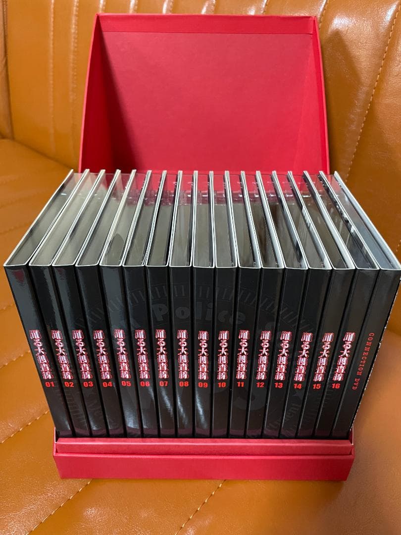 希少】織田裕二 96年ツアーパンフレット&踊る大捜査線DVDBOX〈初回限定