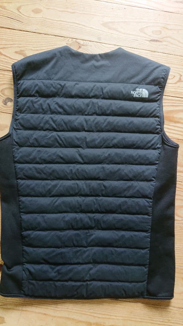 《THE NORTH FACE》 レッドランベスト メンズL