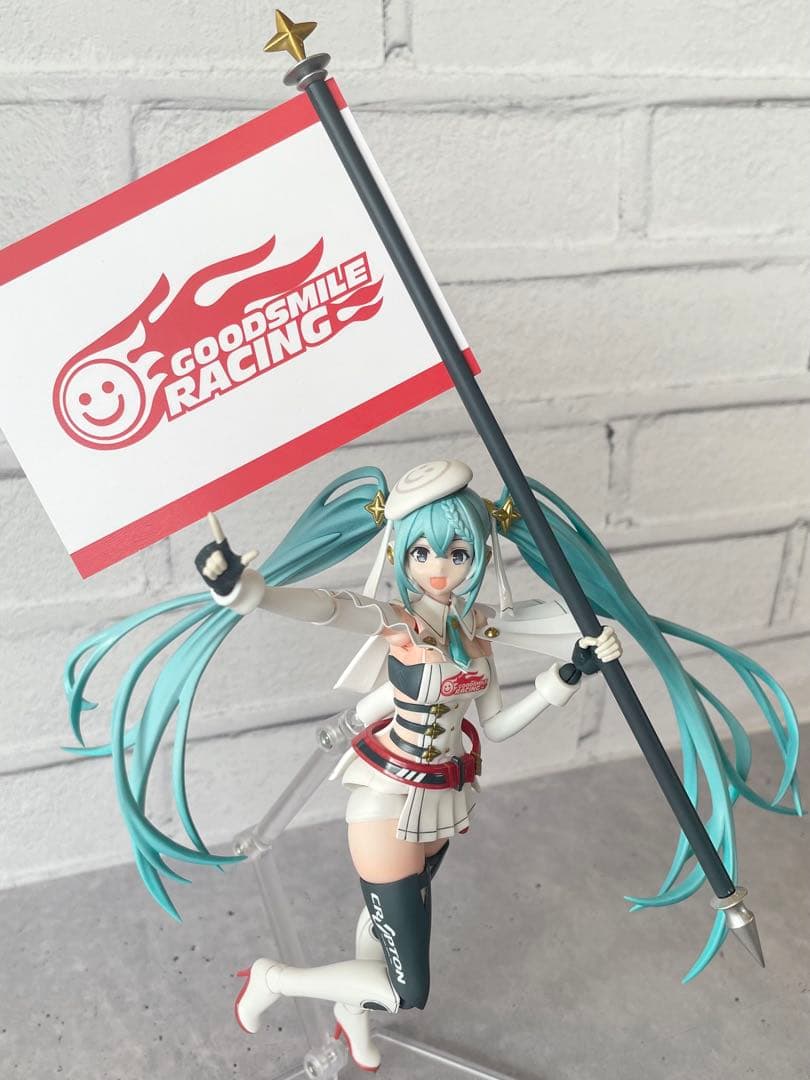 全塗装・完成品】 レーシングミク 2023Ver. 【PLAMATEA 】 - メルカリ