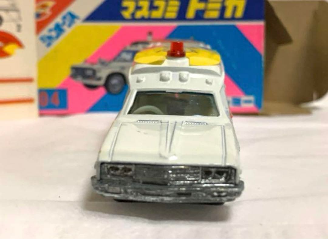マスコミトミカ ジャンボーグA トヨタ クラウン救急車