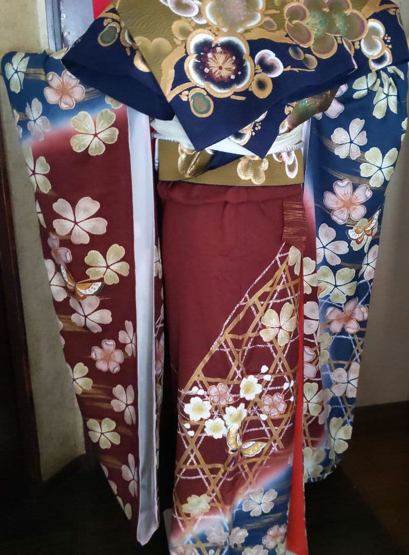 351華やぎ【桜蝶 紺色×ワイン色】【振袖6点フルセット】卒業謝恩会