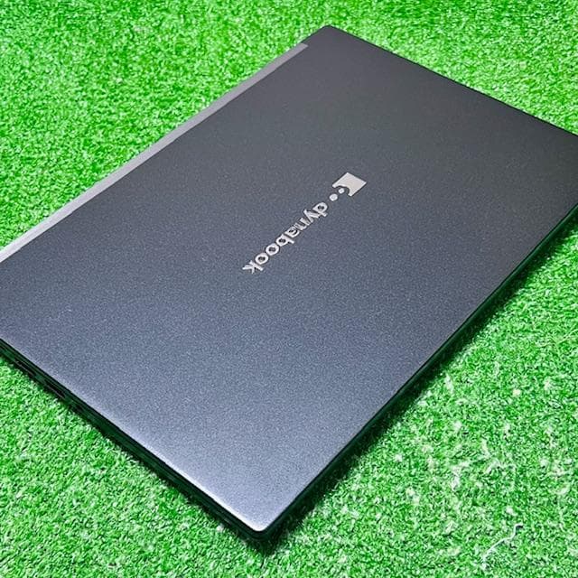 2022《優良美品》プレミアムモバイルPC！ dynabook G83/HV