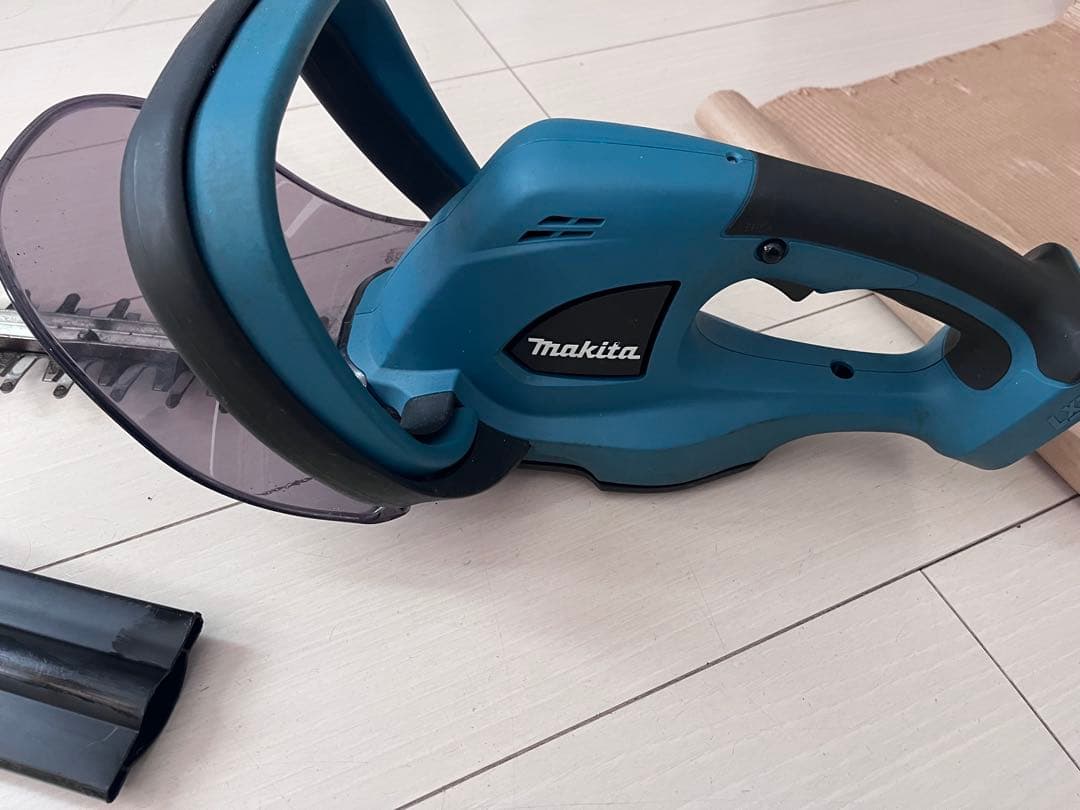 Makita ヘッジトリマー DUH523 充電器付き 楽天市場】【在庫有】マキタ 充電式 ヘッジトリマ MUH001GZ ヘッジ