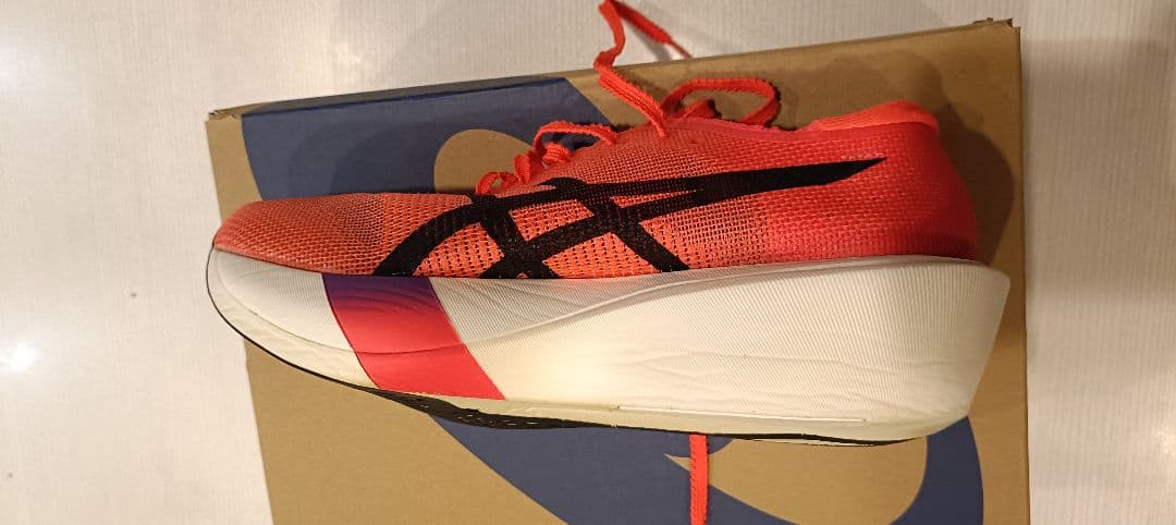 SPEED EDGE TOKYO ランニングシューズ 25.5cm