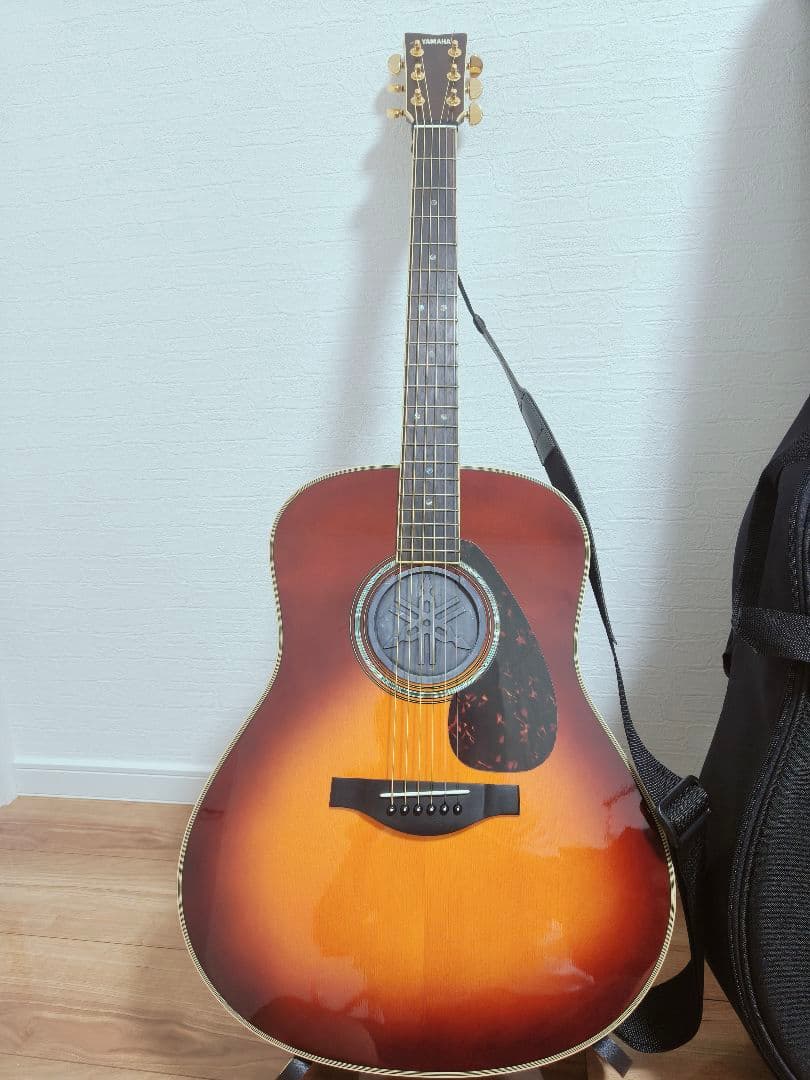 YAMAHA LL16ARE ストラップ サウンドホールカバー付 YAMAHA LL16ARE ストラップ サウンドホールカバー付