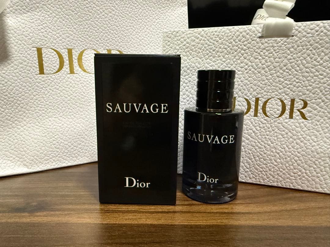 Dior Sauvage オードトワレ ボックス付き sauvageedpedition-man.jpg?v=