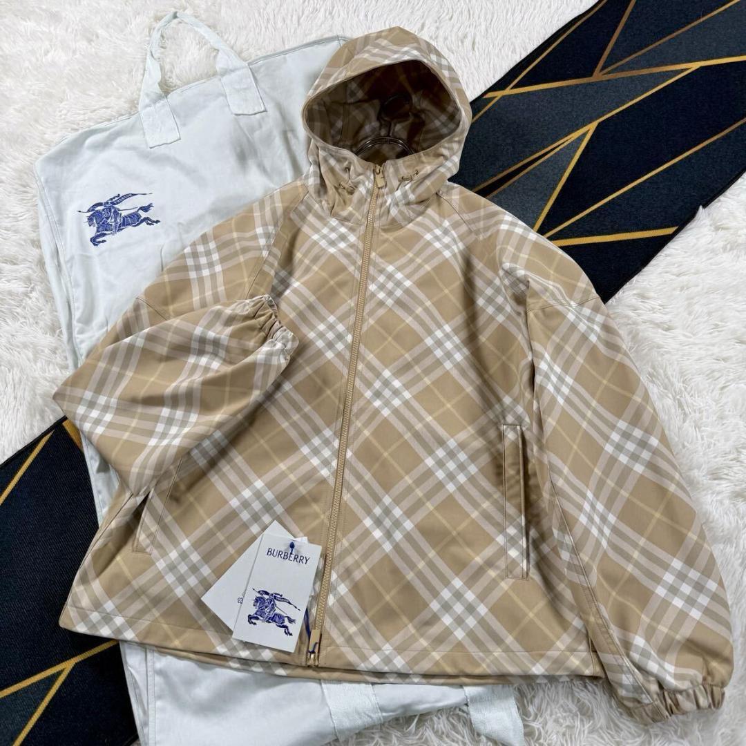 未使用【現行】バーバリー ノバチェック ナイロンジャケット M VV028