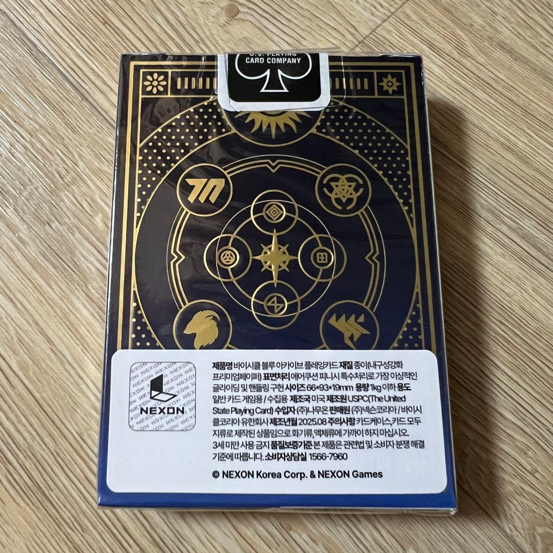 ブルーアーカイブ Bicycle コラボトランプ。韓国 ネクソン公式