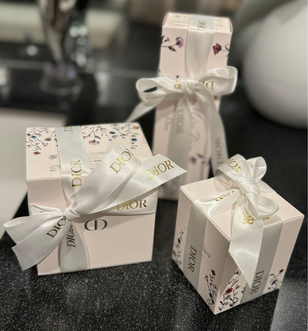 Miss Dior キャンドル　マカロンバスボム　バスパール ディオール」が贈る、花々に癒やされる特別なバスタイム【ミス