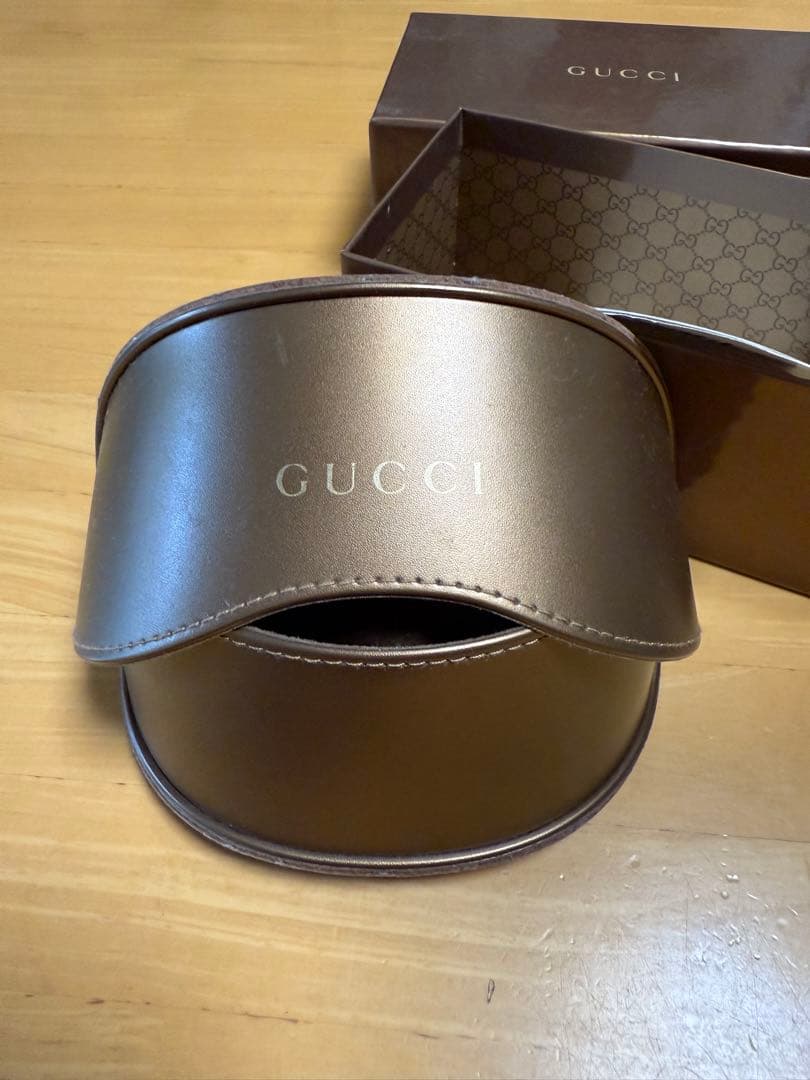 G UCC I サングラス ケース付 2377