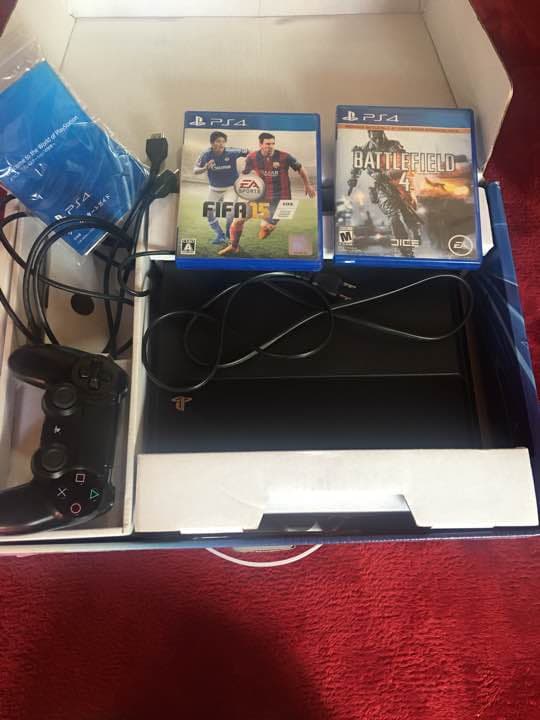 PS4本体、おまけセット‼️ 楽天市場】PS4 本体 500GB 【 すぐ遊べるセット ☆ 純正コントローラー