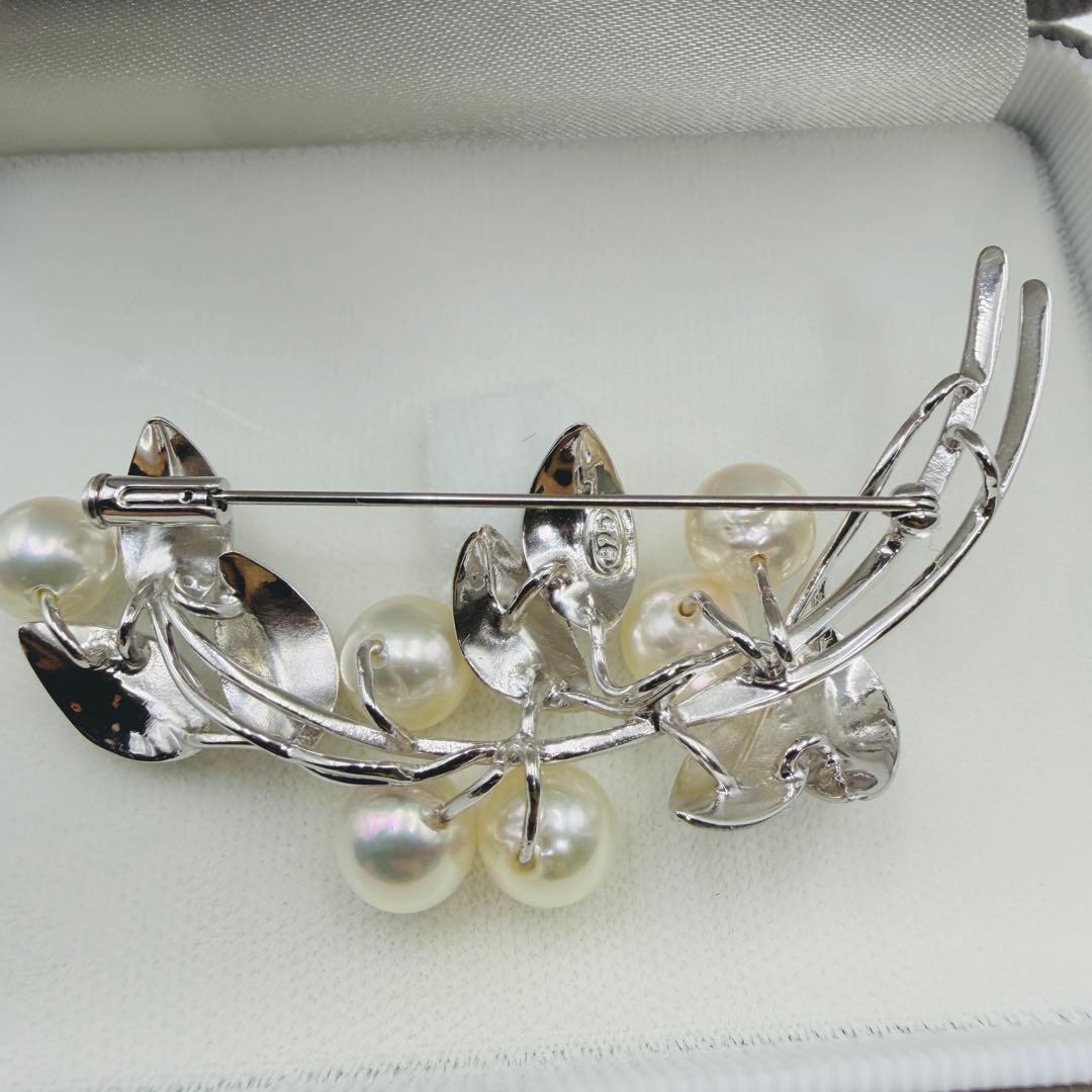 【新品】ホワイトピンク アコヤ真珠 ブローチ 8.0〜7.5mm 6珠伊勢志摩産