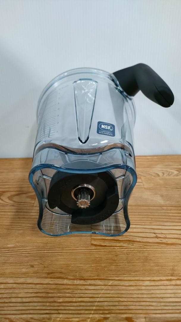 美品】バイタミックス E520 ブラック 1630 - メルカリ