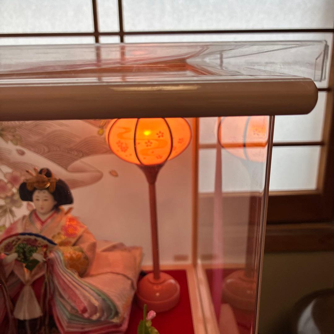 雛人形 アクリルケース 木枠ピンク（※2月9日削除予定） - メルカリ