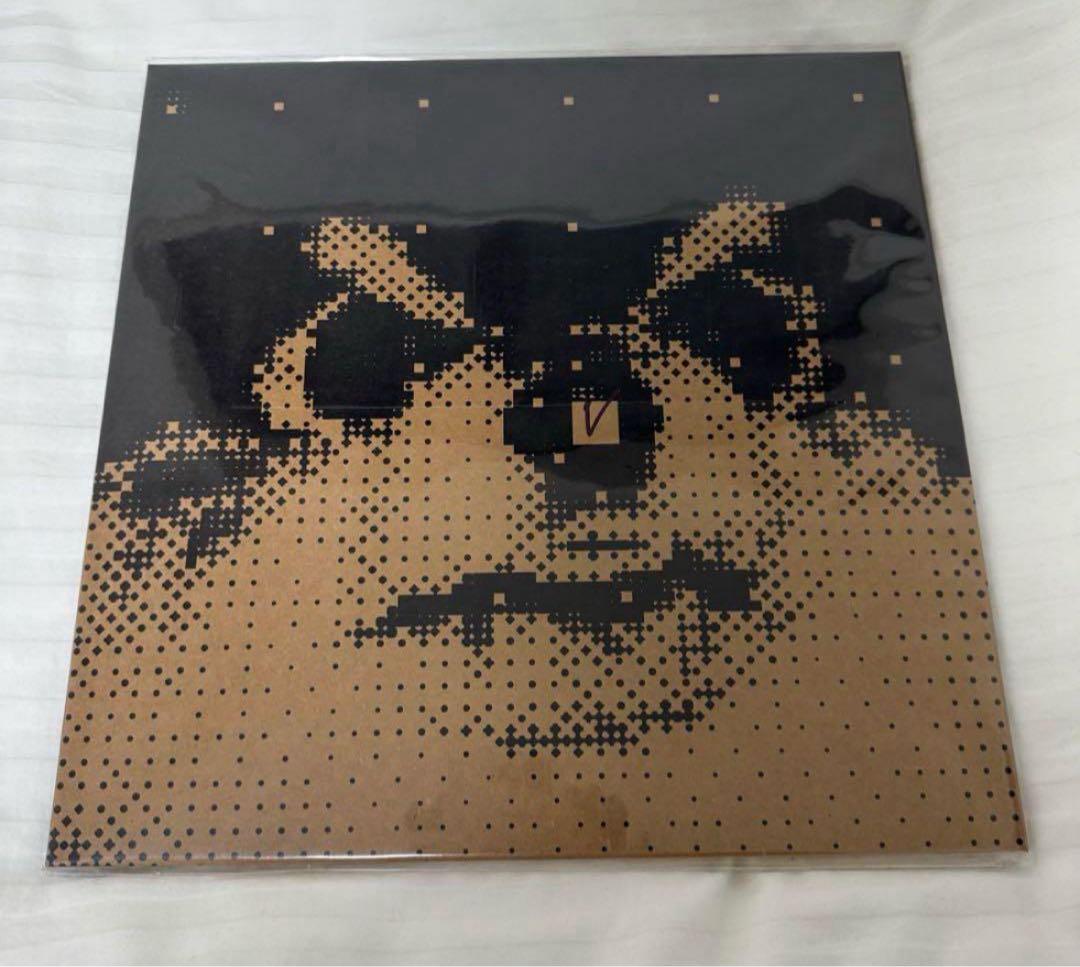 ◆BTS V テテ　LPレコード　Layover ヨンタン　アナログ盤 Amazon.com: BTS V LAYOVER Album (LP Ver. + Gift Card) K-POP SEALED