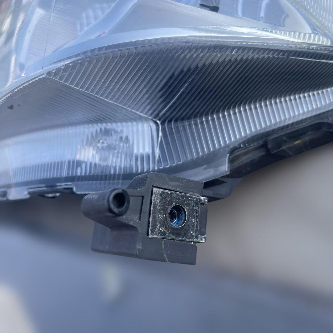 DA17Vエブリィ左中古ヘッドランプ35320-64P13 - メルカリ