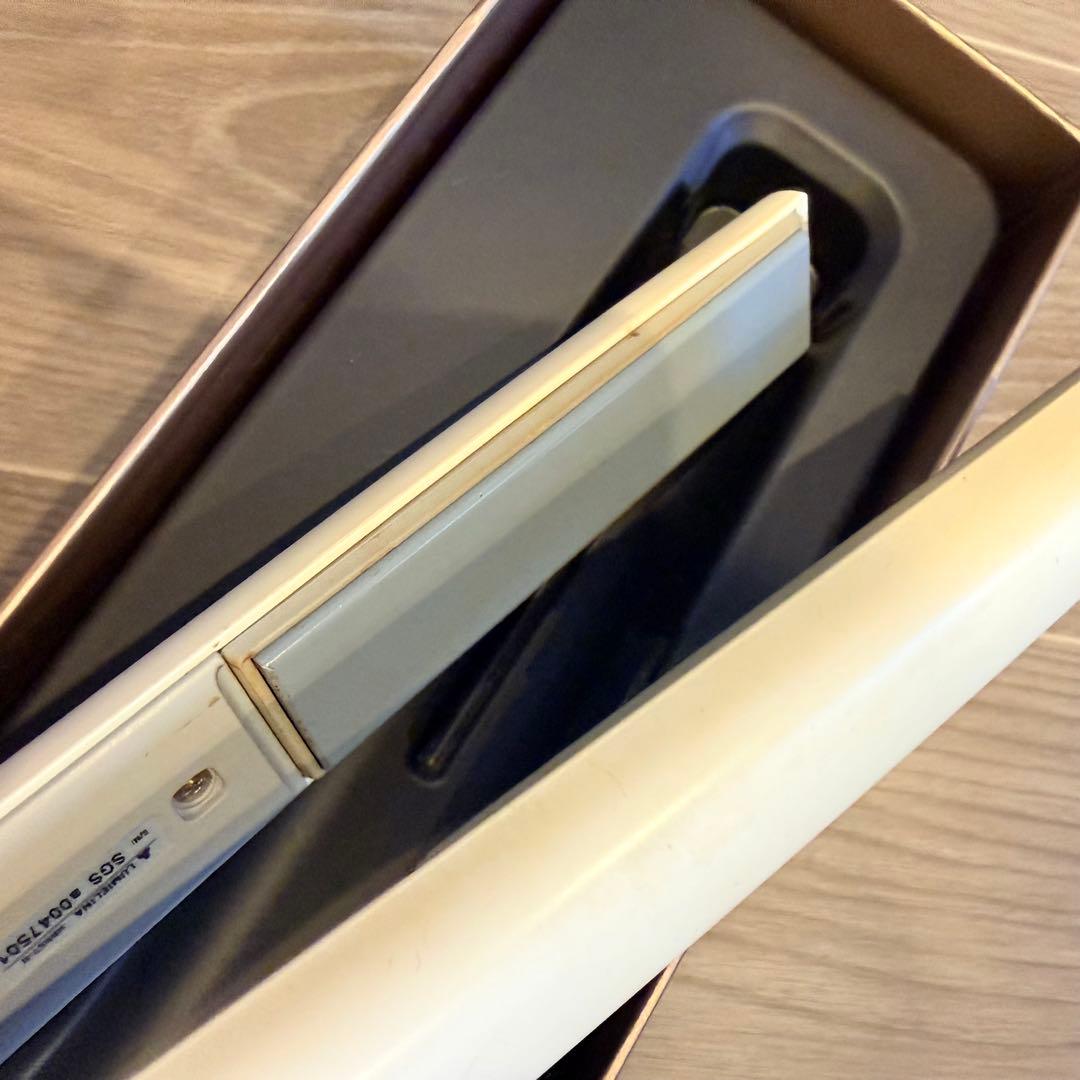 おにくさん専用【美品】ヘアビューロン 2D Plus ストレート 動作確認済