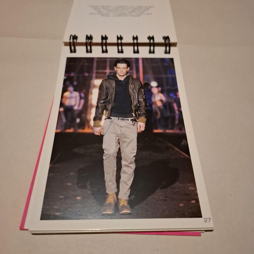 希少】DSQUARED² 2007AW ルックブック 非売品 カタログ - メルカリ