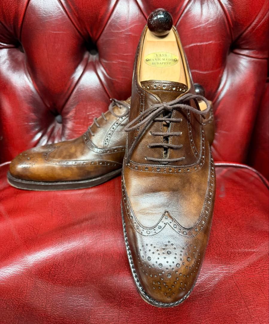 美品VASS41.5 ミュージアムカーフ 極美品 【VASS】ヴァーシュ ホールカット ミュージアムカーフ