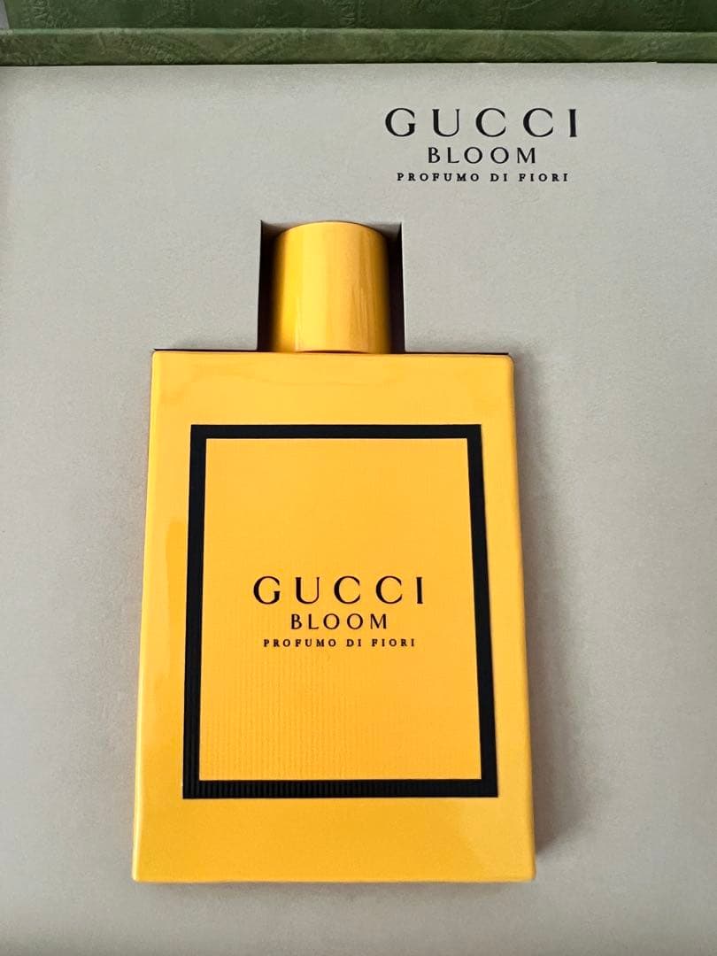 Gucci Bloom 黄色ボトル 香水