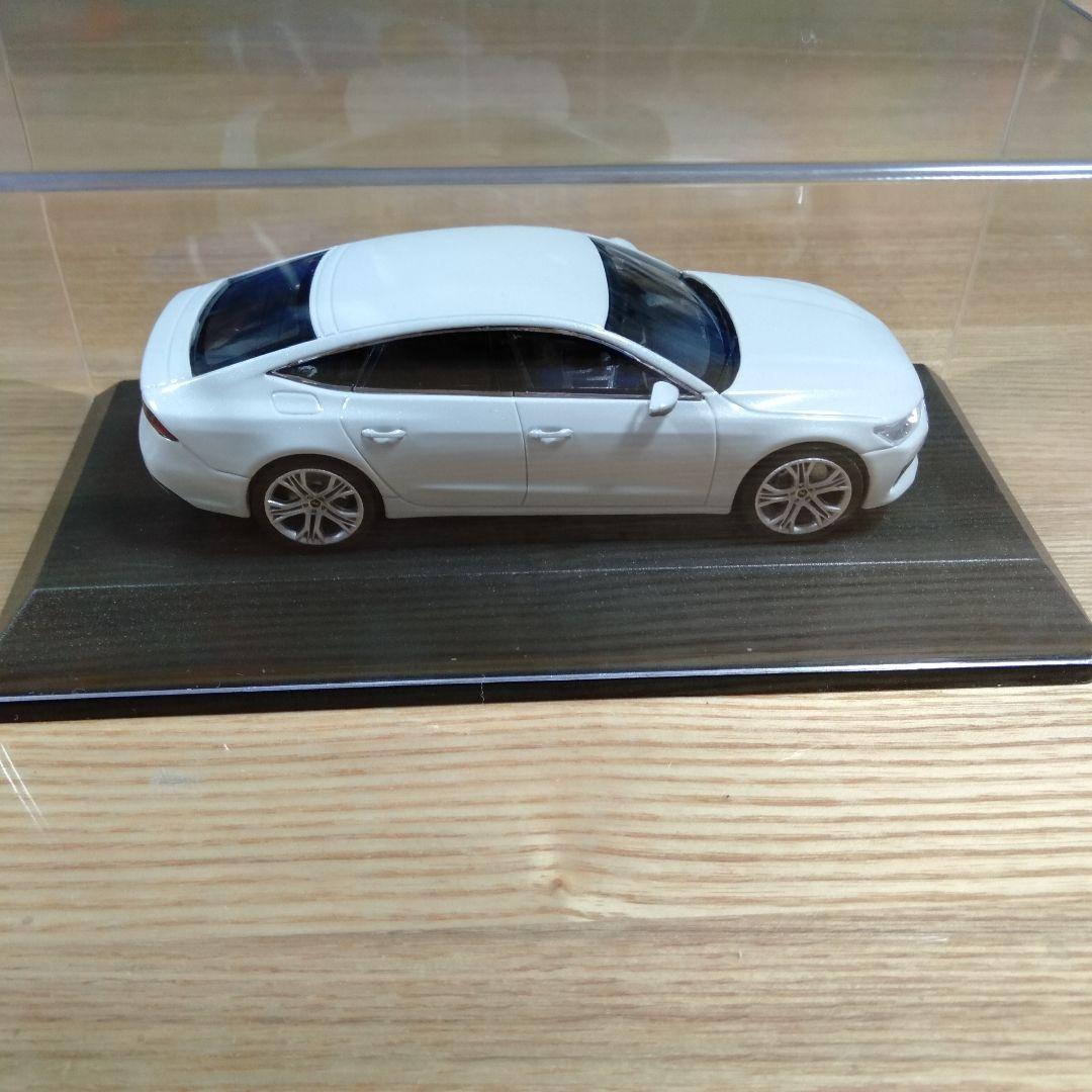 1/43 アウディ Audi A7 スポーツバック Audi 廃番 ケース 箱 - メルカリ