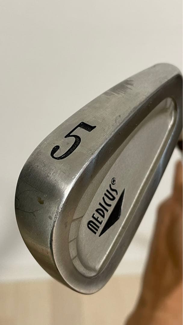 シャフトが折れる スイング練習器具 スイング矯正 メディカス