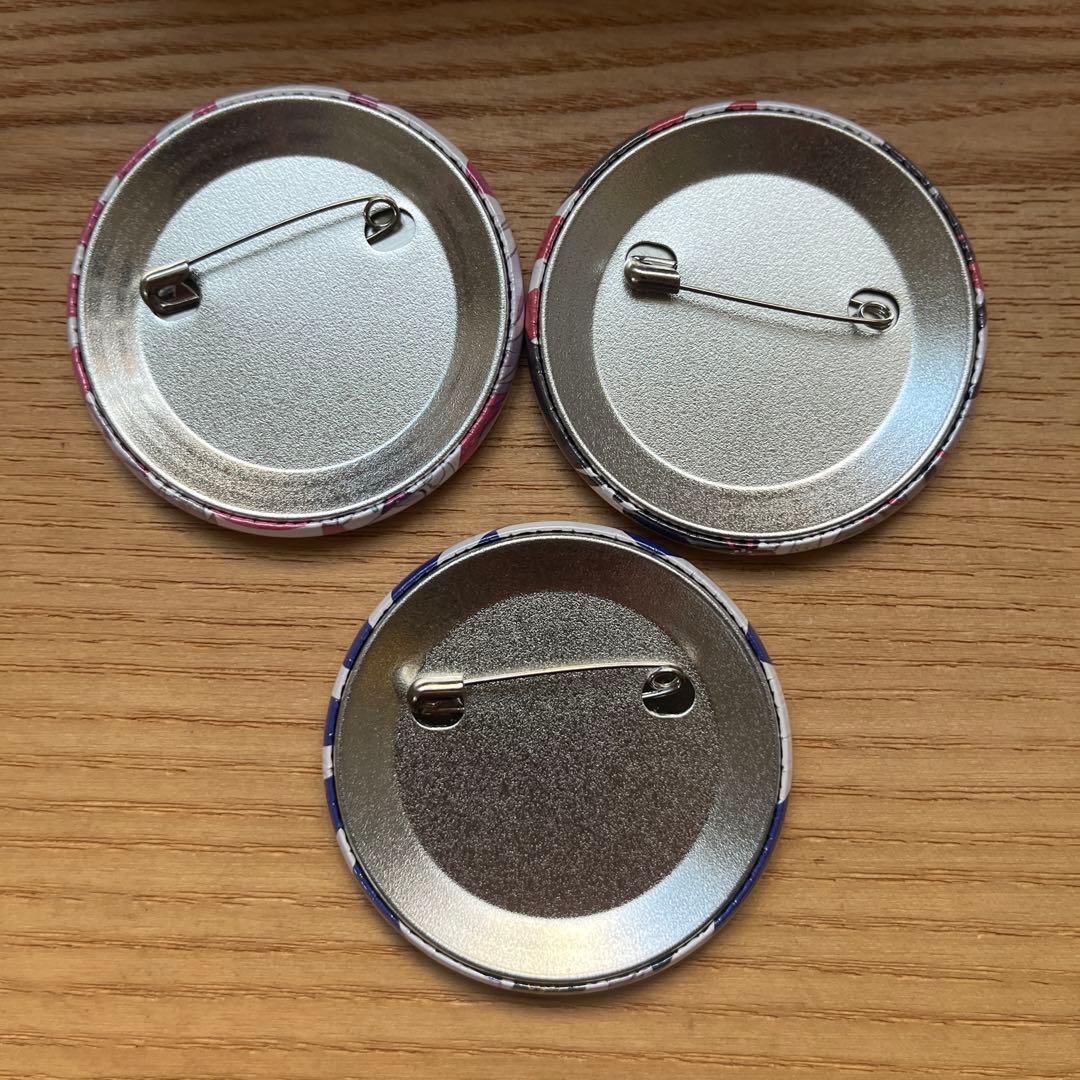 缶バッジ にじさんじぷち 健屋花那 白雪巴 夜見れな - メルカリ