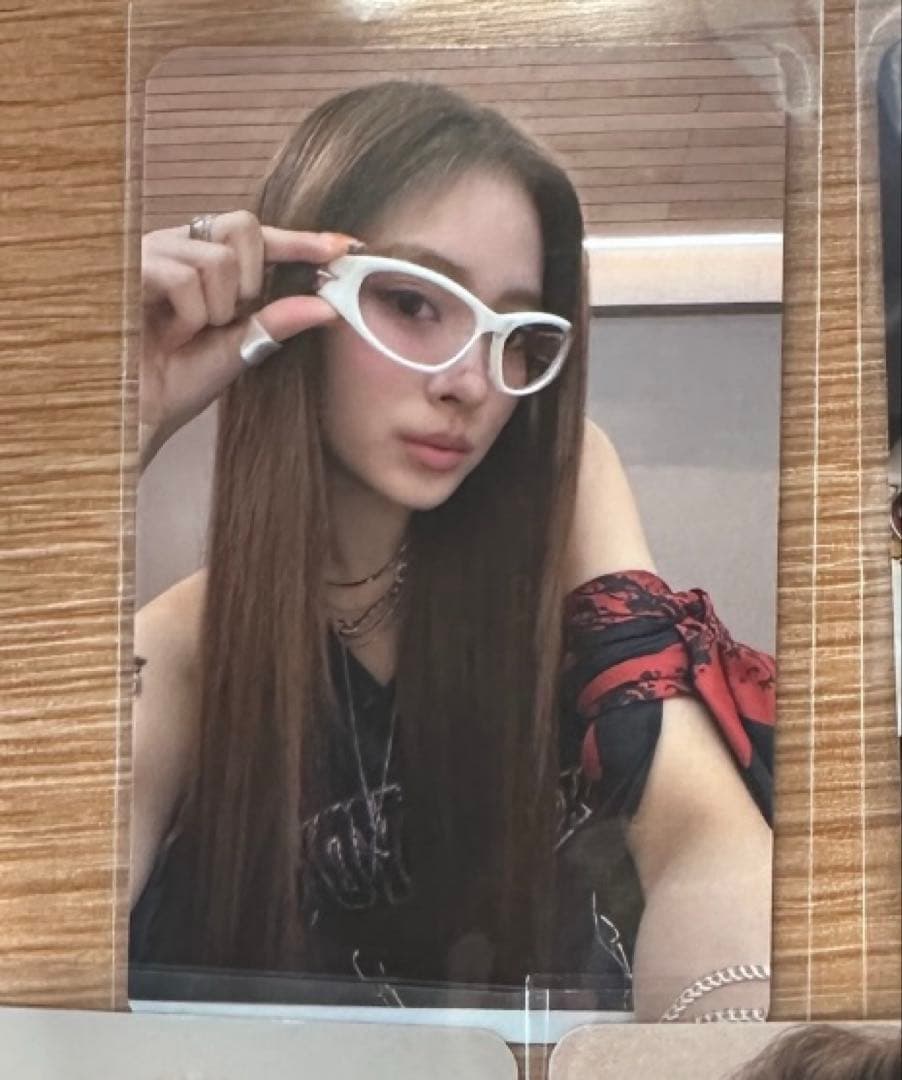 MEOVV アンナ 1stEP ポップアップ限定 ポップソケット＋トレカセット