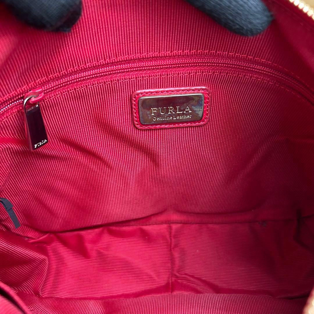 極美品 FURLA フルラ ショルダーバッグ オールレザー 赤 ロゴ 斜め掛け