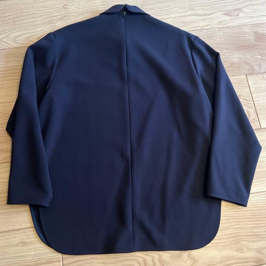 yori ダブルクロス丸襟カラーブラウス 紺