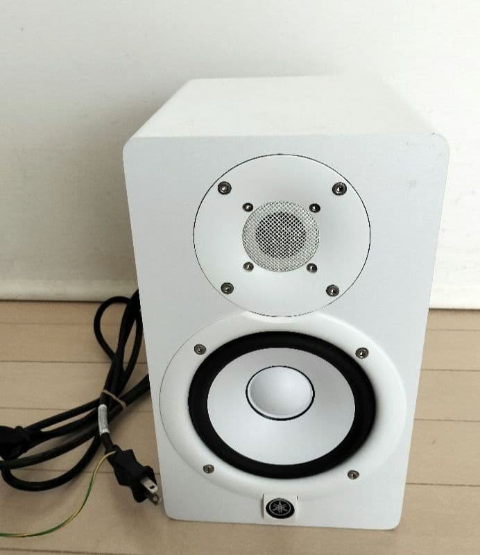 YAMAHA ヤマハHS5 モニタースピーカー ホワイト 1本 - メルカリ