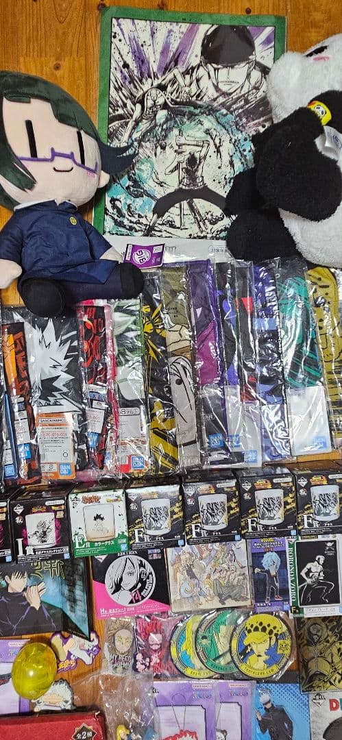ワンピース、呪術廻戦、鬼滅の刃グッズ500品まとめ売り - メルカリ