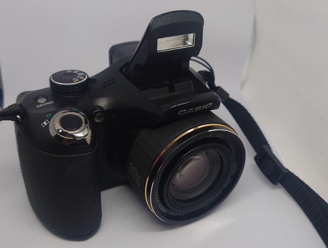 CASIO EXILIM EX-FH25 動きを止めるハイスピード撮影 - メルカリ