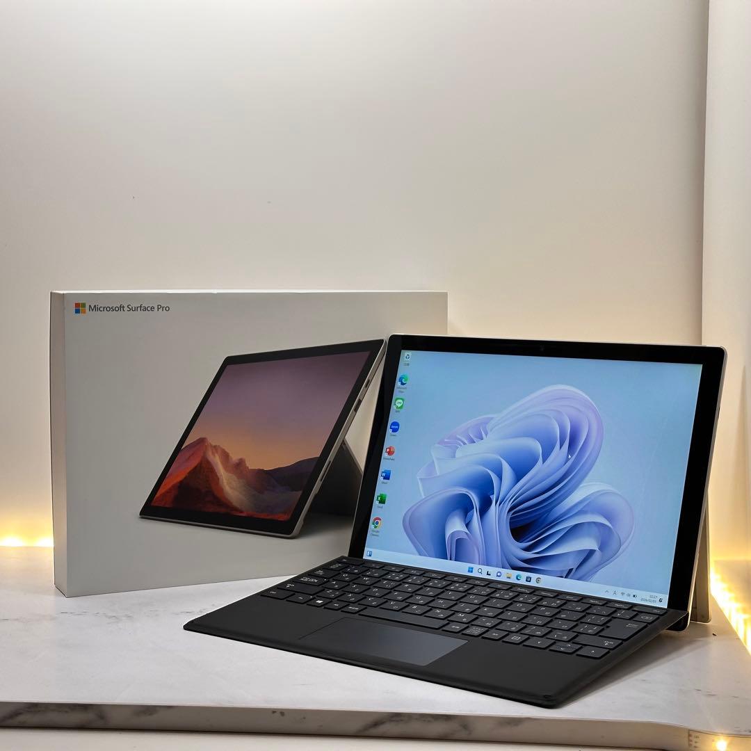【化粧箱付属】Surface Pro7 Corei5/8/256