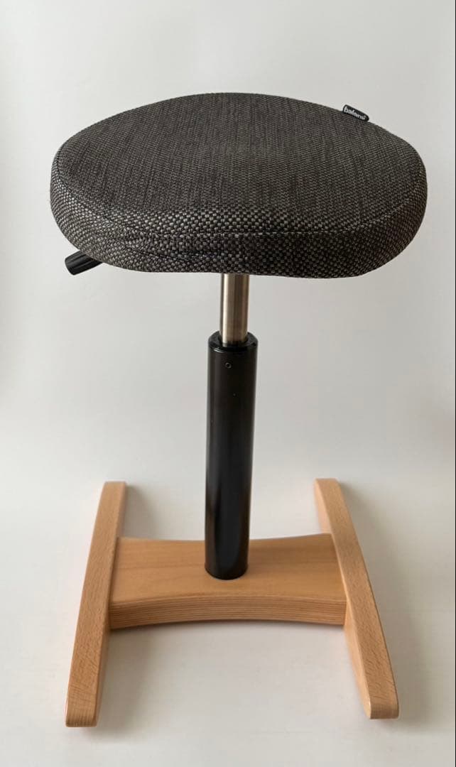 【バランスラボ】balance synergy バランス シナジー姿勢矯正チェア 腰痛対策椅子｜バランス シナジー バランスラボ – バランスチェアの