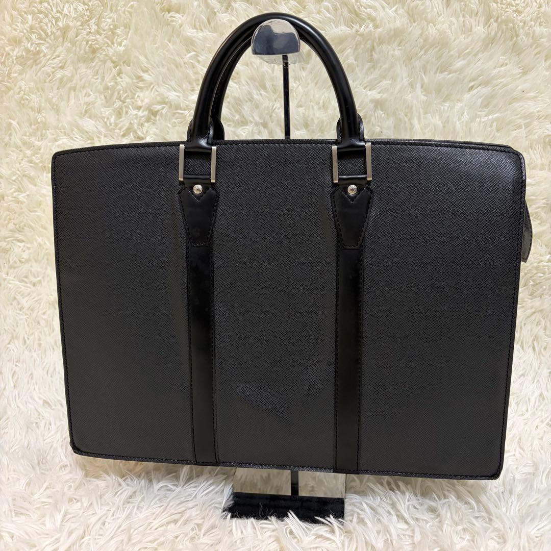 ルイヴィトン タイガ ポルトドキュマン ロザン アルドワーズ ビジネス