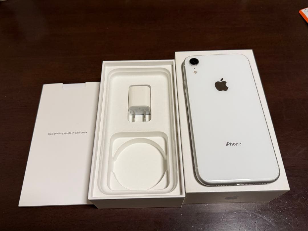 Apple iPhone XR 128GB ホワイト SIMフリー - メルカリ