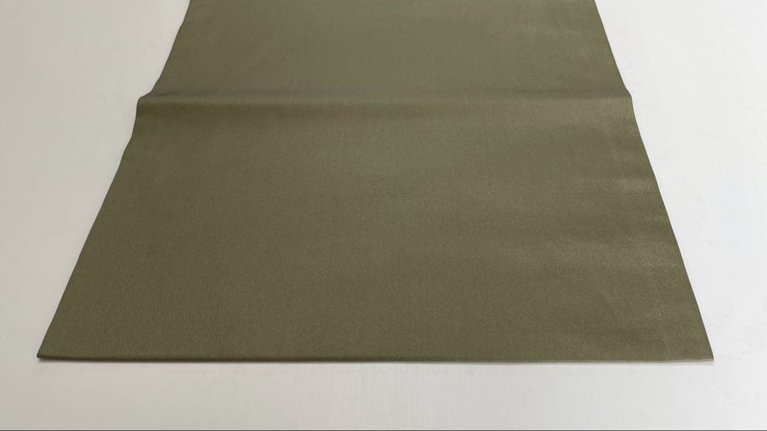 美品】刺繍の美しい塩瀬の名古屋帯 桐 菊 オリーブグリーン 金銀糸 長